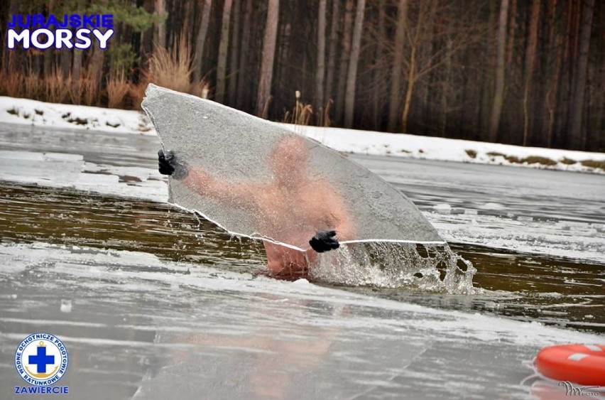 Zimowe mistrzostwa w pływaniu w Zawierciu