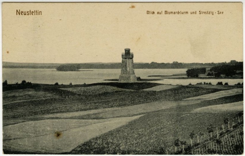 Wieża Bismarcka nad jeziorem Trzesiecko w roku 1912