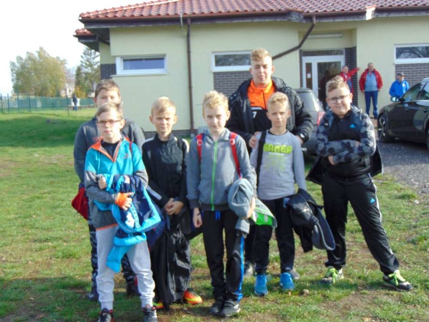 Nerwowo na meczu w Szamocinie. Wyniki Polonii, Iskry, Kłosa i Korony