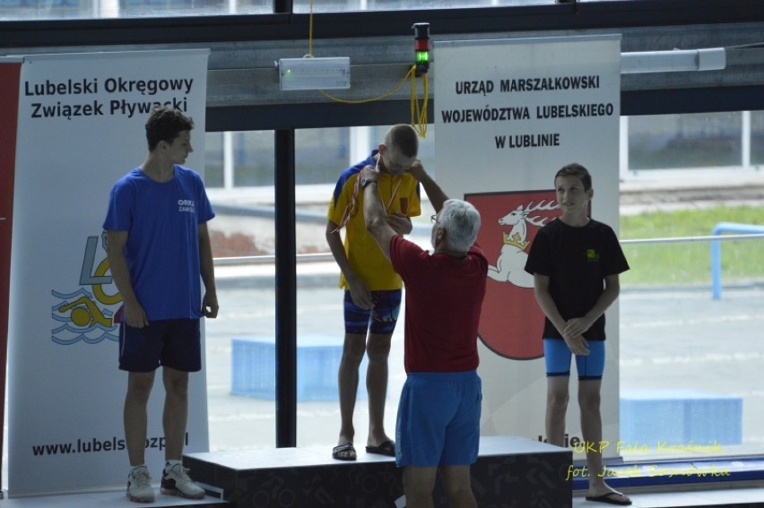 UKP Fala Kraśnik z kolejnymi sukcesami! Mistrzostwa Województwa Lubelskiego w Pływaniu (ZDJĘCIA)
