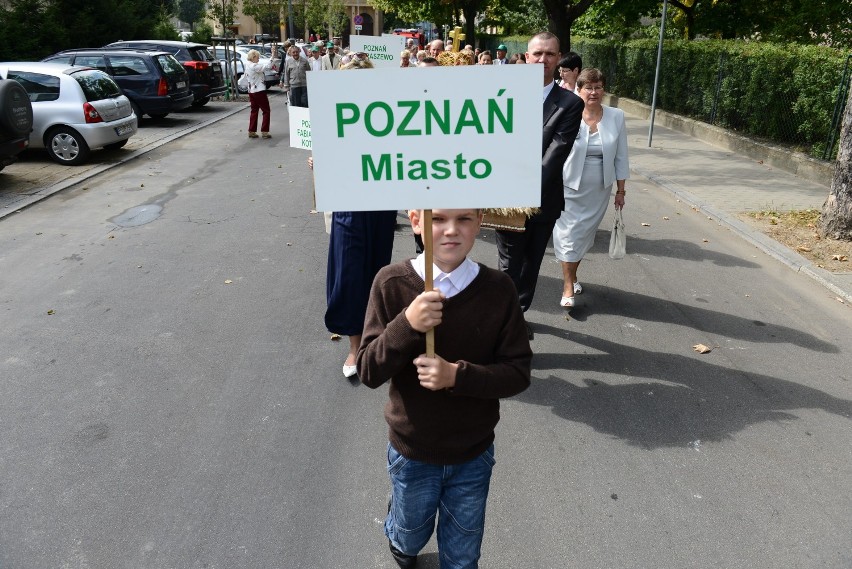 Dożynki 2014 w Poznaniu: Przemarsz do parku Wilsona