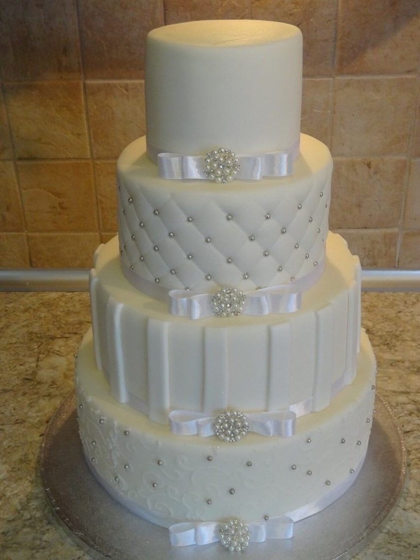 Zobaczcie najpiękniejsze torty weselne i z okazji 25, 30,...