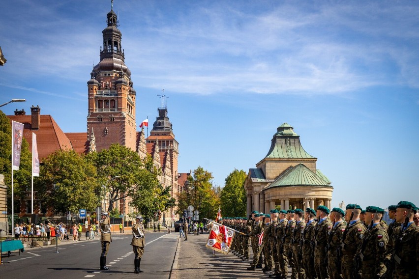 Święto Wojska Polskiego w Szczecinie. Defilada oraz piknik na Wałach Chrobrego [ZDJĘCIA]