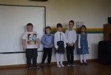 Żuczki z Przedszkola nr 1 w Skierniewicach uczciły Dzień Nauczyciela