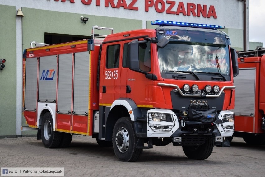 Nowy wóz dla strażaków z Ozorkowa. Robi duże wrażenie.