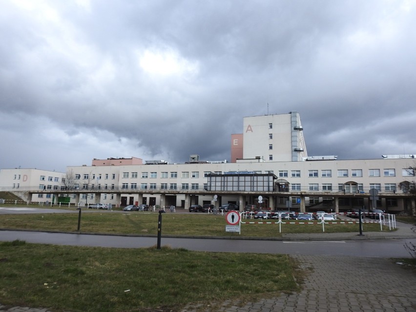 Szpital wojewódzki w Łomży. Oddział dziecięcy zawieszony do listopada. Brakuje lekarzy