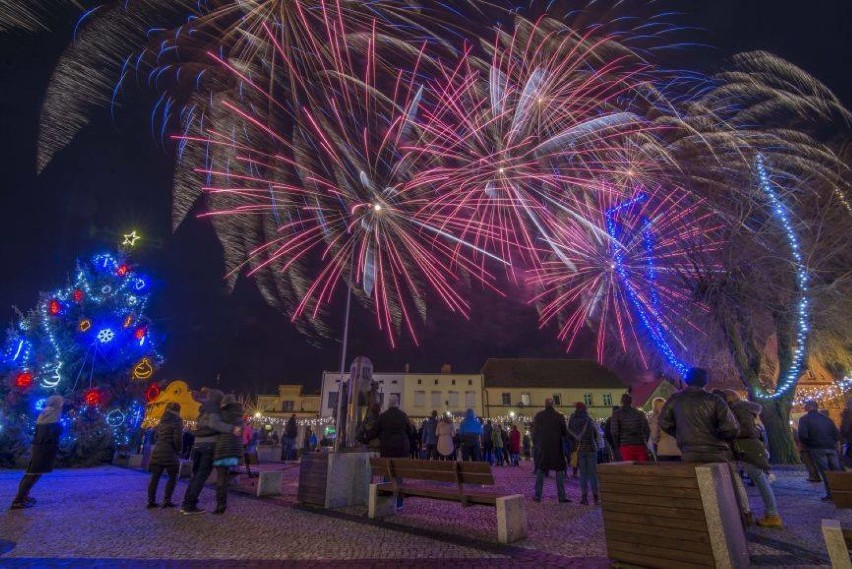 Sylwester w Margoninie. Zaśpiewał zespół Mirami i odbył się pokaz fajerwerków! 