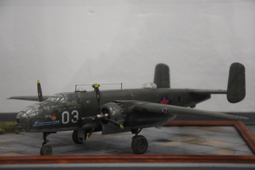 Wystawa pt. "B-25 Mitchell - historia katastrofy w lesie...