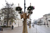 Świąteczna iluminacja już na początku listopada? Trwa montaż świetlnych ozdób w Warszawie. Będzie jedna zmiana