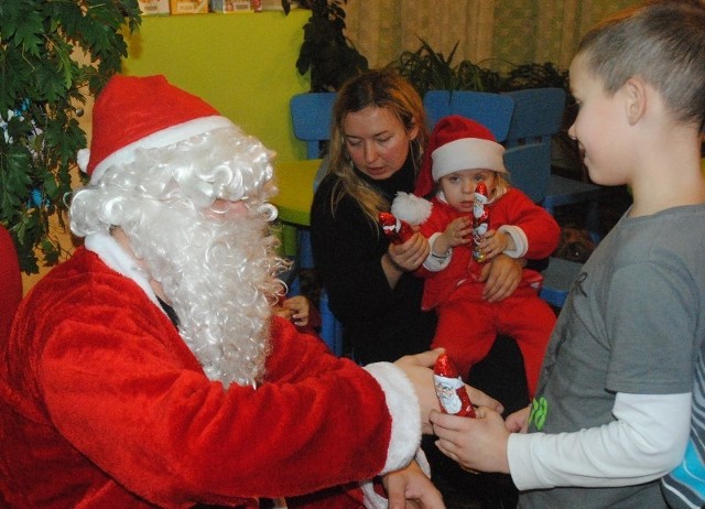 Spotkanie z Mikołajem w bibliotece w Śmiglu