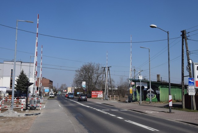 Przejazd kolejowy na ul. Jankego w Katowicach-Ochojcu

Zobacz kolejne zdjęcia. Przesuwaj zdjęcia w prawo - naciśnij strzałkę lub przycisk NASTĘPNE