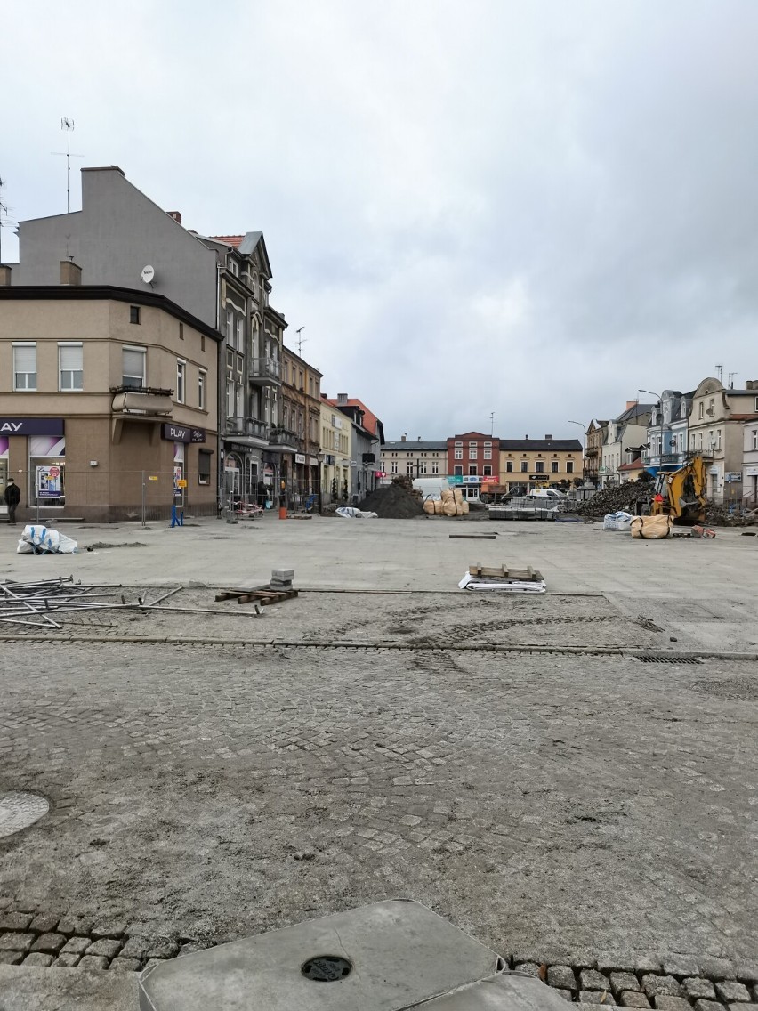 Szamotuły. Rewitalizacja Rynku trwa. Jak dziś wygląda szamotulska starówka?