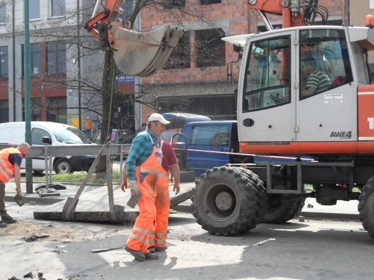 Trwa remont ul. Karola Miarki w Lublińcu. Wjazd od ul. Mickiewicza od 2 tygodni jest zamknięty