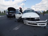 Zderzenie BMW i chevroleta. Wypadek na obwodnicy Lubartowa (zdjęcia)