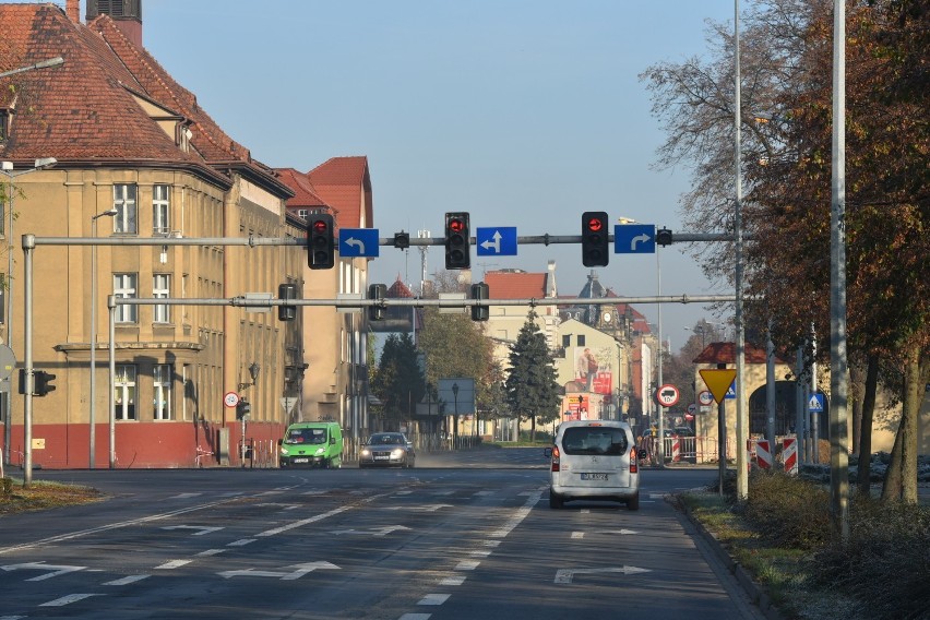 Leszno. Znów zamkną częściowo skrzyżowanie przy wiadukcie [ZDJĘCIA]