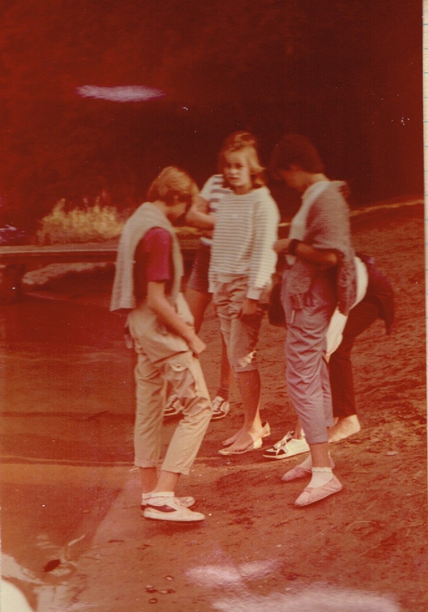 Wakacje chodzieżaków nad morzem w 1986 roku, na zdjęciach Zenona Prusaka