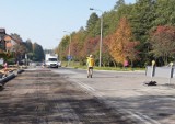 Kierowcy! W poniedziałek nie przejedziecie ul. Grodzką ani ul. Północną w Jastrzębiu. Na skrzyżowanie wejdą drogowcy. Będą wylewać asfalt