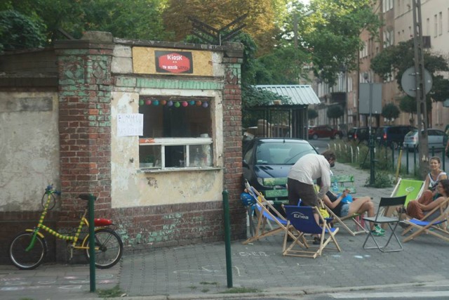 Stary kiosk stał się małym centrum kulturalnym na Jeżycach