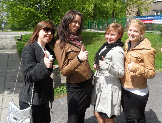 Dominika Skolud, Julia Szczurek, Natalia Rybacka i Ola Zelber - maturzystki z ZSO nr 2 - nieco zaskoczone egzaminem z matmy, ale są dobrej myśli