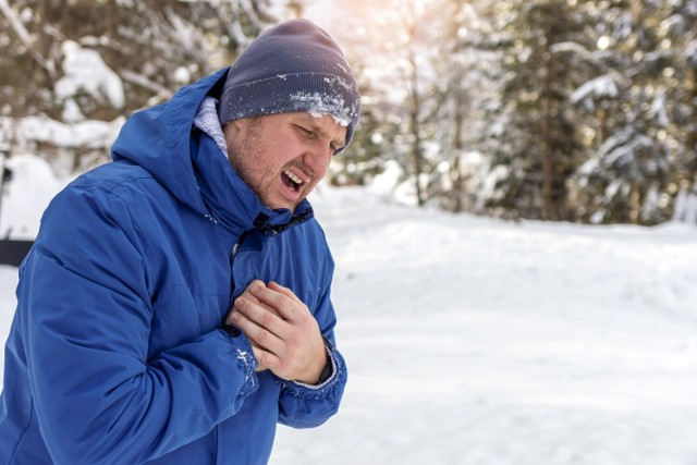 Jeden na 100 zgonów z przyczyn sercowo-naczyniowych można przypisać ekstremalnym temperaturom – wynika z badania opisanego w „American Heart Association Circulation”.
