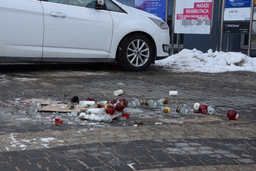 Bałagan po proteście OSK w Szczecinku. To niebezpieczne [zdjęcia]