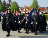 Łącko. Uroczystości z okazji Dnia Strażaka. Druhowie z lokalnych OSP otrzymali samochody. Zdjęcia