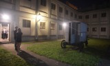 Nocne zwiedzanie więzienia przy Gdańskiej [ZDJĘCIA]
