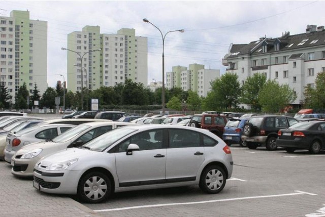 Parking P+R Metro Stokłosy [Parkuj i Jedź]