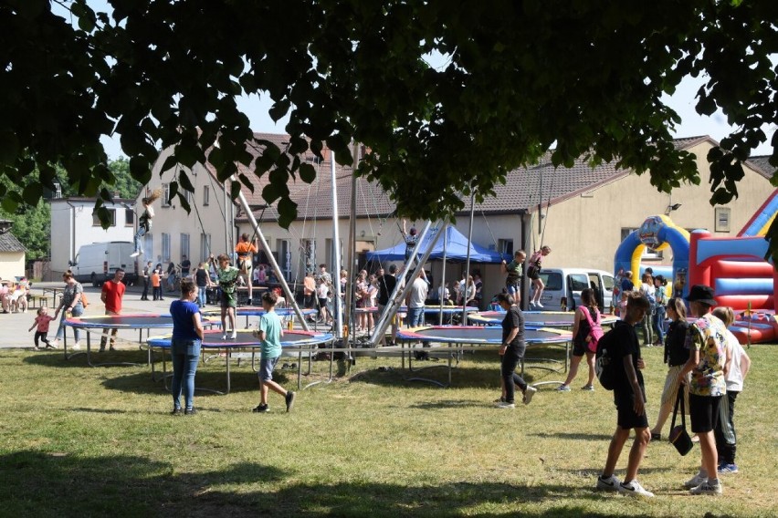 Dzieci z Pyszącej doskonale bawiły się podczas festynu z okazji Dnia Dziecka