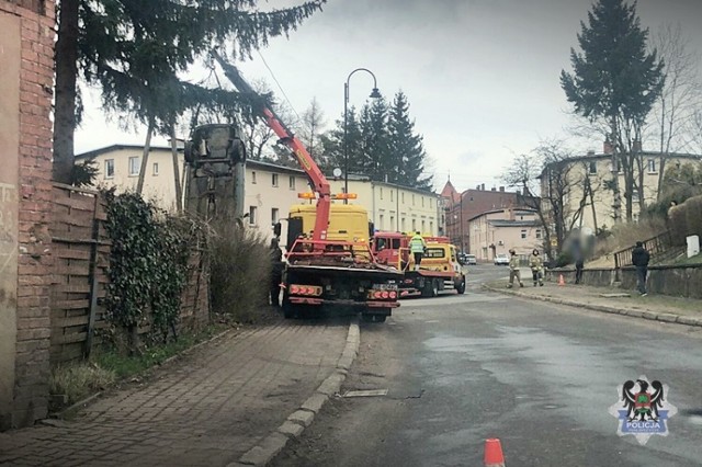 Zdarzenie wyglądało bardzo groźnie. Nikomu nic się nie stało, ale kierowca był pijany