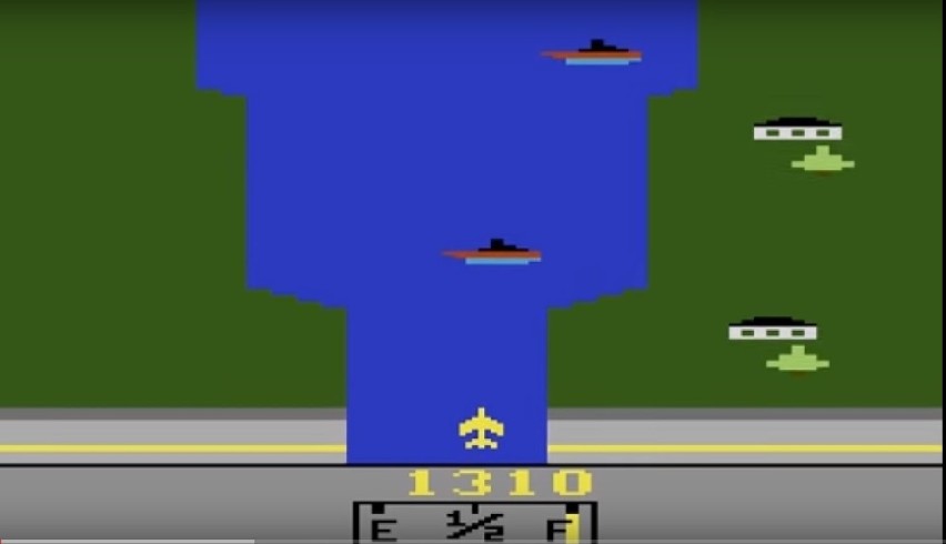 River Raid - gra na konsolę Atari 2600. Strzelanka, w której...