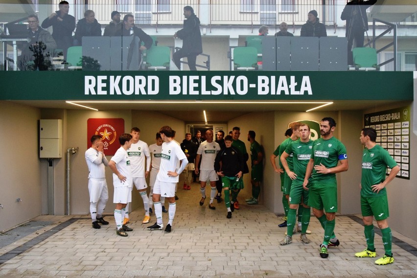W historycznym meczu Rekordu Bielsko-Biała z Rekordem II...