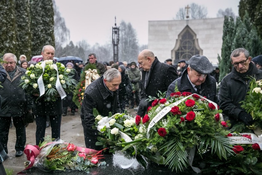 Pogrzeb Leszka Aleksandra Moczulskiego. Kraków pożegnał poetę, autora wierszy i piosenek