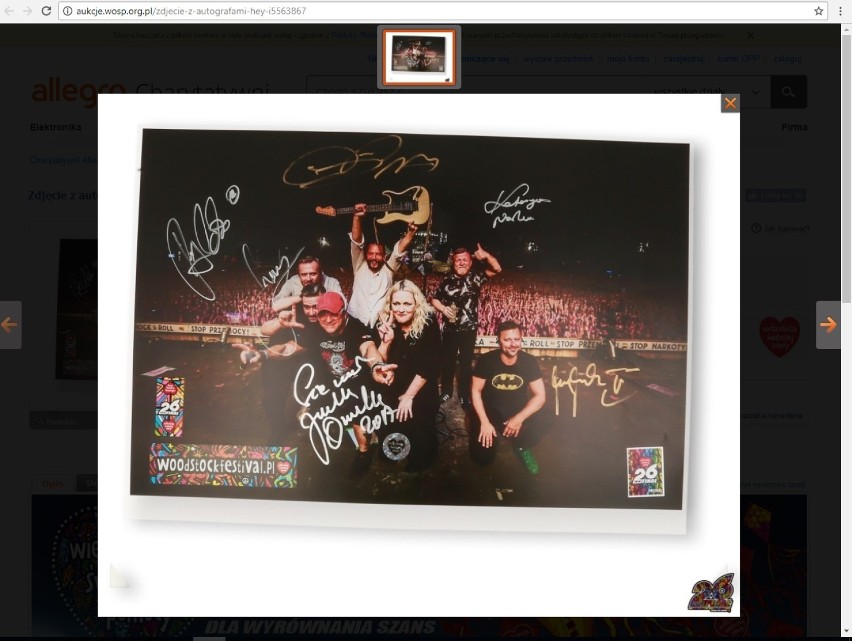 Zdjęcie z autografami członków zespołu Hey, wykonane podczas...