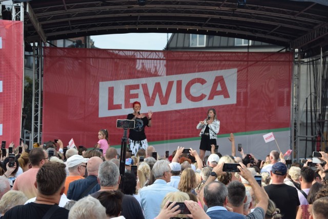 Liderzy Lewicy spotkali się z wyborcami w Częstochowie 26 sierpnia 2023 roku. Na scenie wystąpił Michał Wiśniewski