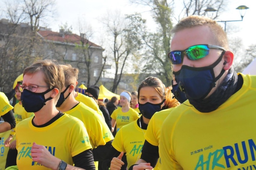 Bieg AirRun w maskach antysmogowych w Krakowie w 2018 roku