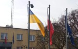Flaga Ukrainy powiewa przed urzędem w Mieścisku. Uszyli ją mieszkańcy 
