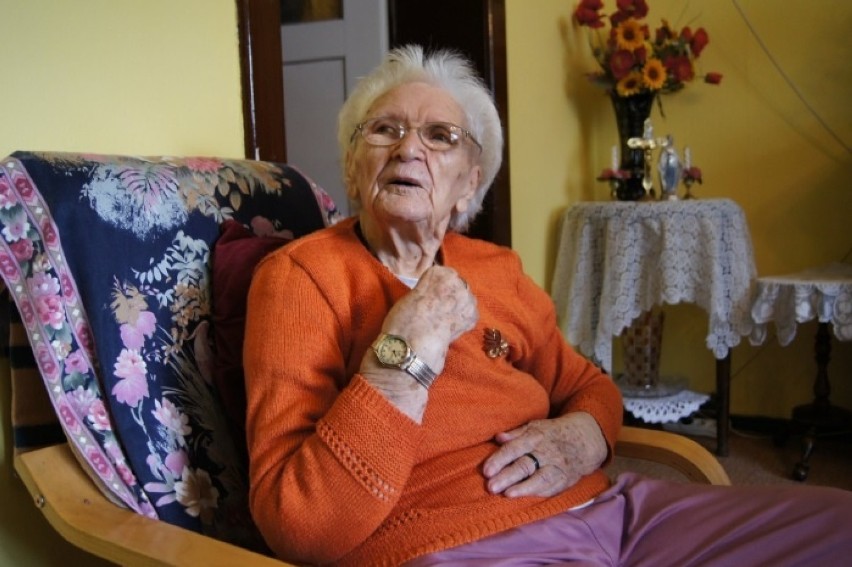 Pani Tekla z Gliwic ma 111 lat! Jaka jest jej recepta na długowieczność? [ZDJĘCIA]
