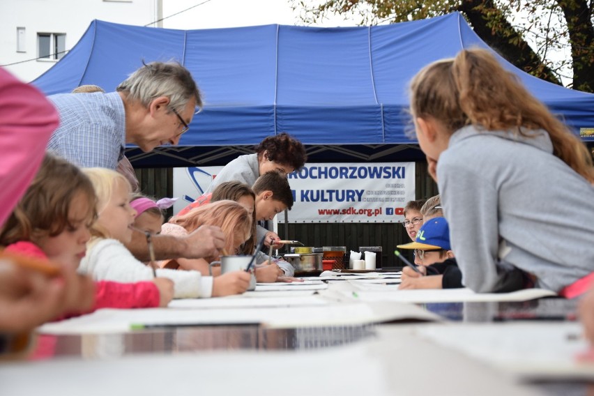 Warsztaty plastyczne w ogrodzie SDK ZDJĘCIA