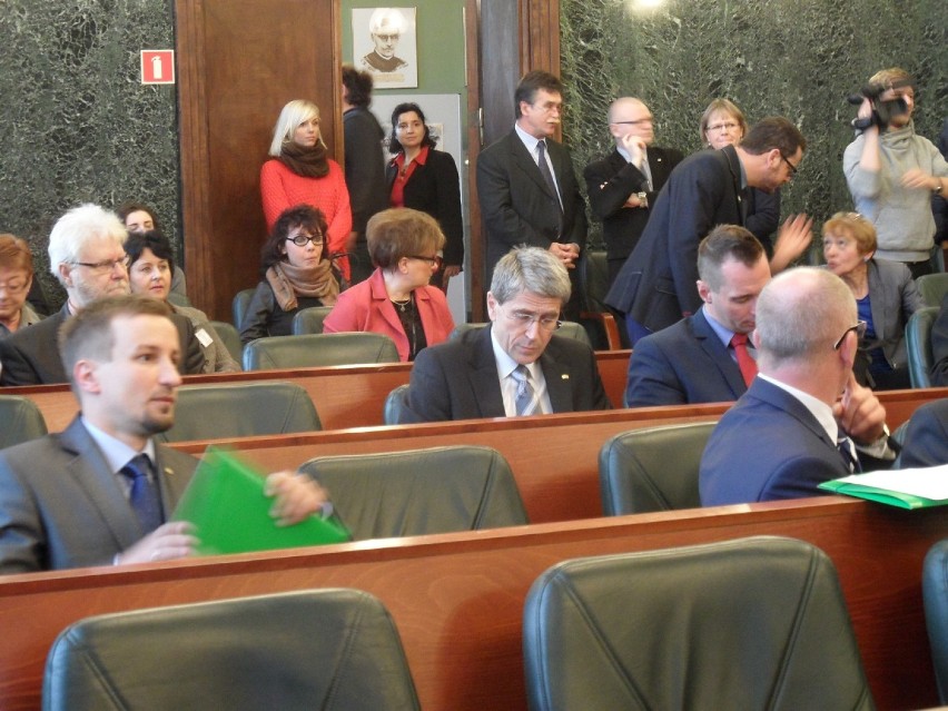 Sesja Rady Miasta w Chorzowie: zainaugurowano nową kadencję