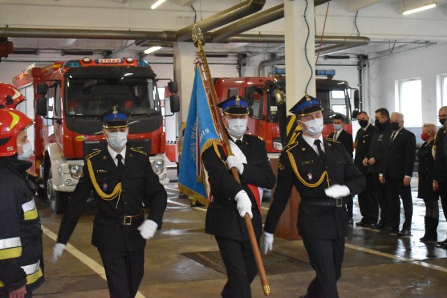 Nowe samochody dla strażaków z Olkusza i ochotników z Żurady