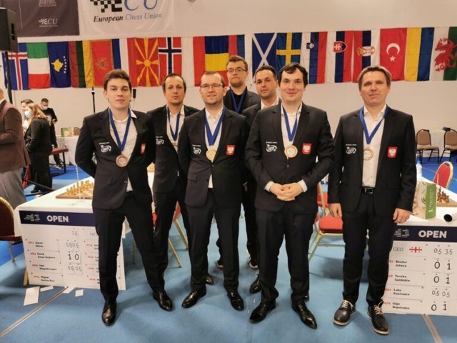 Kacper Piorun (drugi z prawej) z kolegami z reprezentacji Polski