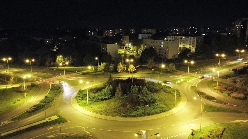 Tak nocą wygląda Jastrzębie. Zobaczcie zdjęcia  z drona. Jak Wam się podoba?