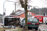 Zderzenie więziennej furgonetki z samochodem osobowym. Jedna osoba nie żyje