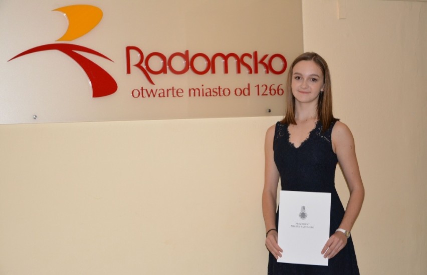Emilia Sambor odebrała stypendium artystyczne prezydenta Radomska