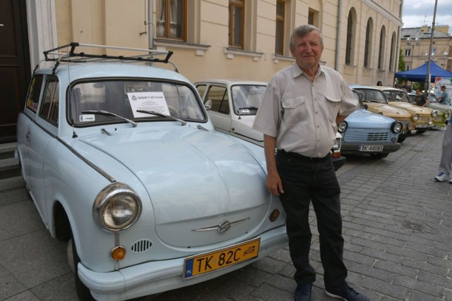 W czasie trwania "Budzenia Sienkiewki" na ulicy Sienkiewicza w Kielcach obok nowoczesnych aut z salonów zaparkowały też tak zwane oldtimery, czyli stare samochody. Nie zabrakło wśród nich poloneza, garbusa czy popularnego malucha czyli Fiata 126P. ZOBACZCIE ZDJĘCIA >>>

Na zdjęciu Trabant P-50/2 Kombi wyprodukowany w 1962 roku należący do pana Stanisława Sobieraja




POLECAMY RÓWNIEŻ:
Te imiona kiedyś były obciachem, a teraz biją rekordy popularności
