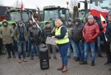 Protest rolników. Ponad sto ciągników jedzie „jedenastką” w kolumnie z Budzynia 