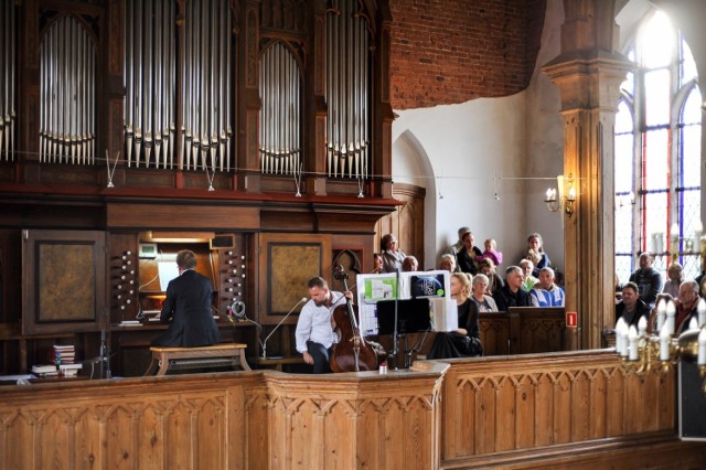 Na zdjęciach: Koncert organowy, otwierający cykl w Ustce (2019).