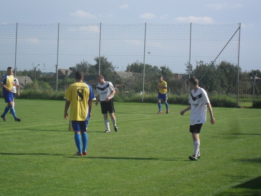 Czarni Wróblewo pokonali Pogoń Lwówek 3:0