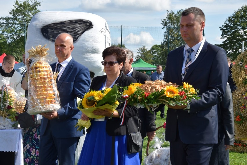 Dożynki Diecezjalne 2020 w Krasnopolu. Rolnicy dziękowali za tegoroczne plony [Zdjęcia]